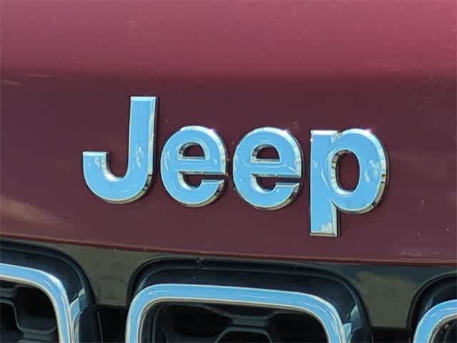 Thumbnail: 2017 Jeep Grand Cherokee - 12