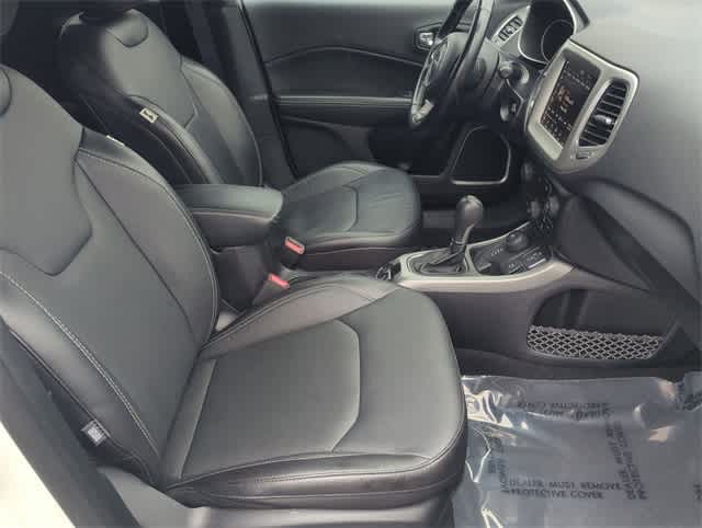 Thumbnail: 2021 Jeep Compass - 21