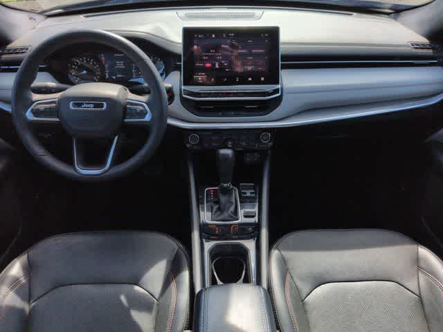 Thumbnail: 2023 Jeep Compass - 14