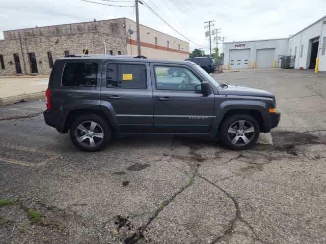 Thumbnail: 2016 Jeep Patriot - 9