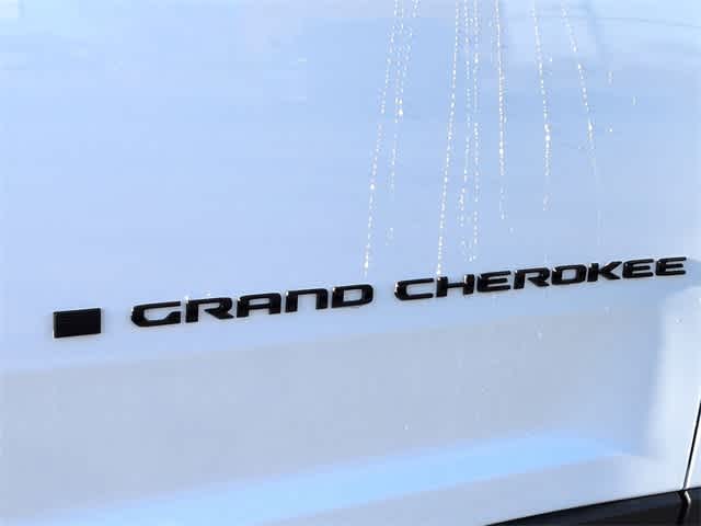 Thumbnail: 2025 Jeep Grand Cherokee - 13