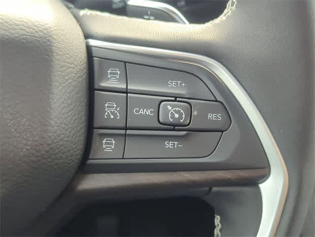 Thumbnail: 2025 Jeep Grand Cherokee - 26