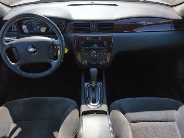 Thumbnail: 2011 Chevrolet Impala - 15