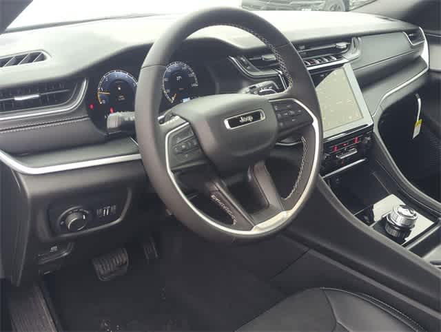 Thumbnail: 2025 Jeep Grand Cherokee - 10