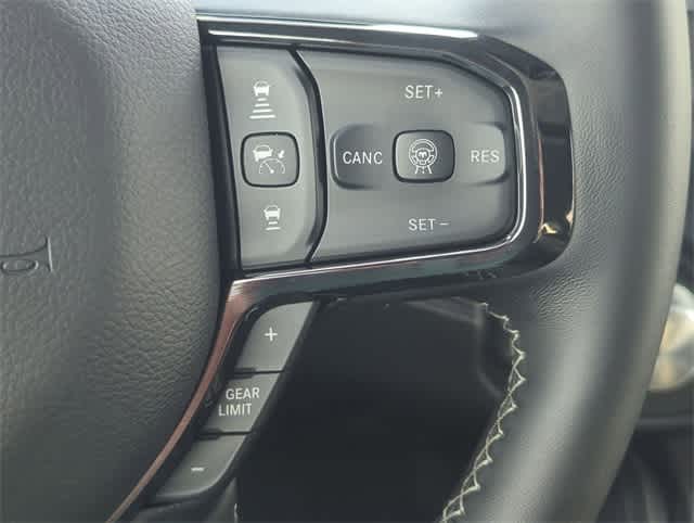 Thumbnail: 2026 RAM 1500 - 26