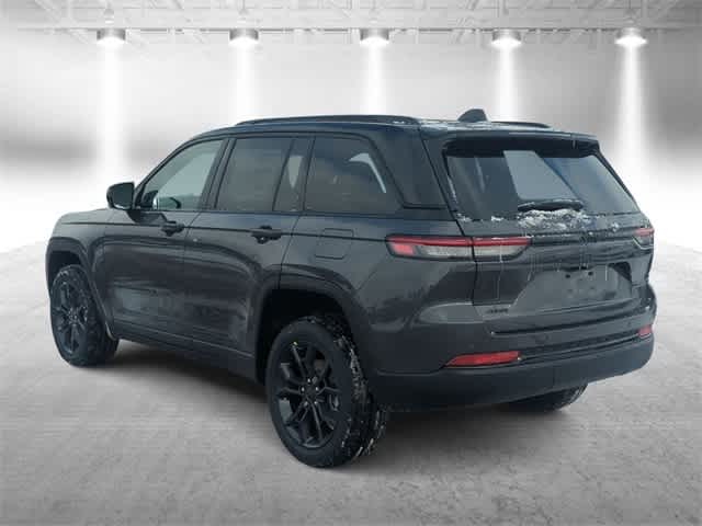 Thumbnail: 2025 Jeep Grand Cherokee - 6