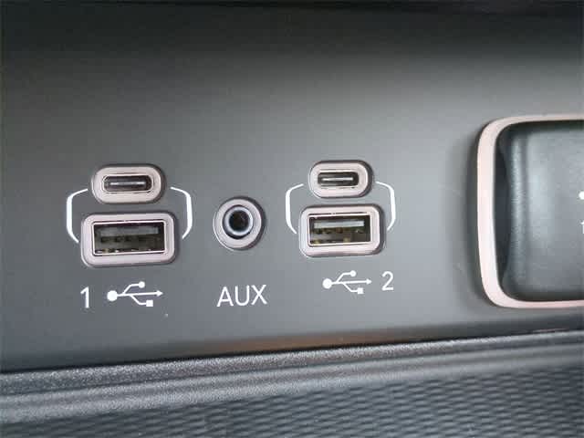 Thumbnail: 2025 Jeep Grand Cherokee - 31