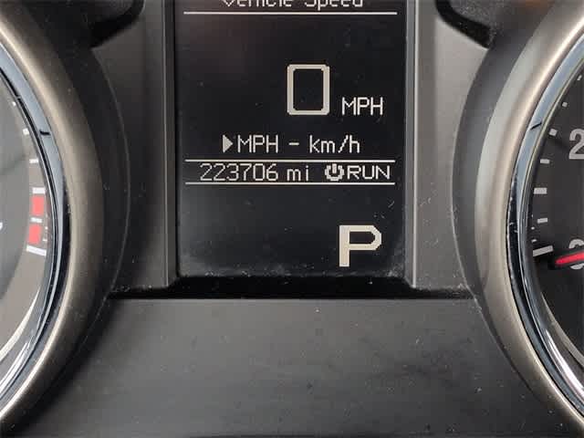 Thumbnail: 2012 Jeep Grand Cherokee - 29