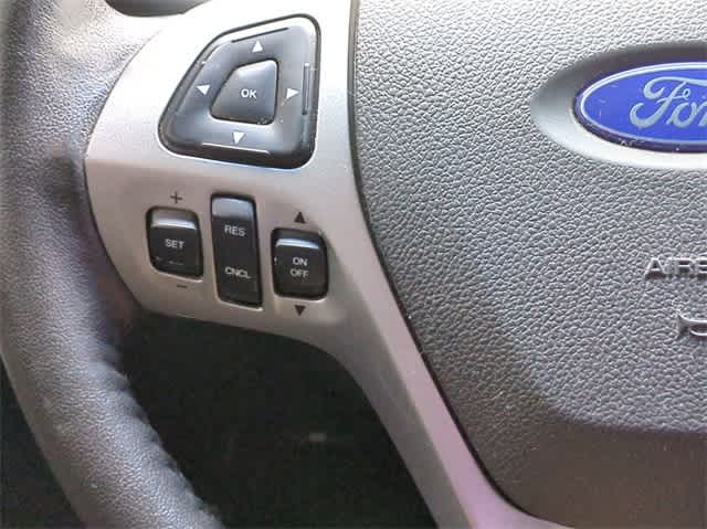 Thumbnail: 2015 Ford Taurus - 23