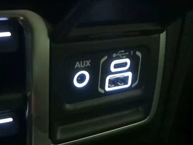 Thumbnail: 2026 Jeep Wrangler - 30