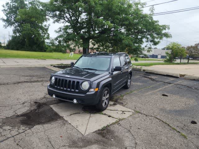 Thumbnail: 2016 Jeep Patriot - 28