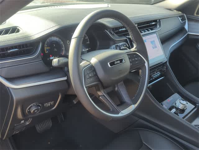 Thumbnail: 2025 Jeep Grand Cherokee - 10