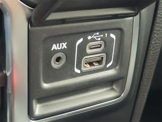 Thumbnail: 2025 Jeep Wrangler - 31