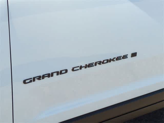 Thumbnail: 2025 Jeep Grand Cherokee L - 12
