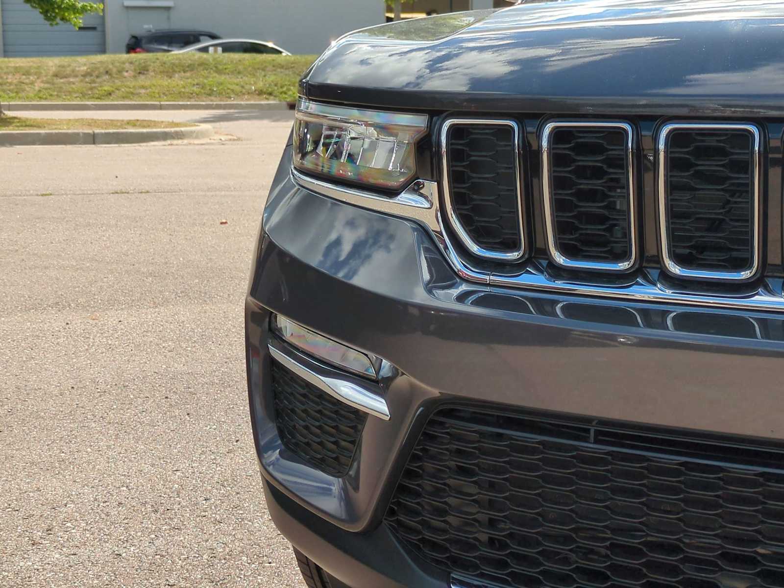 Thumbnail: 2025 Jeep Grand Cherokee - 11