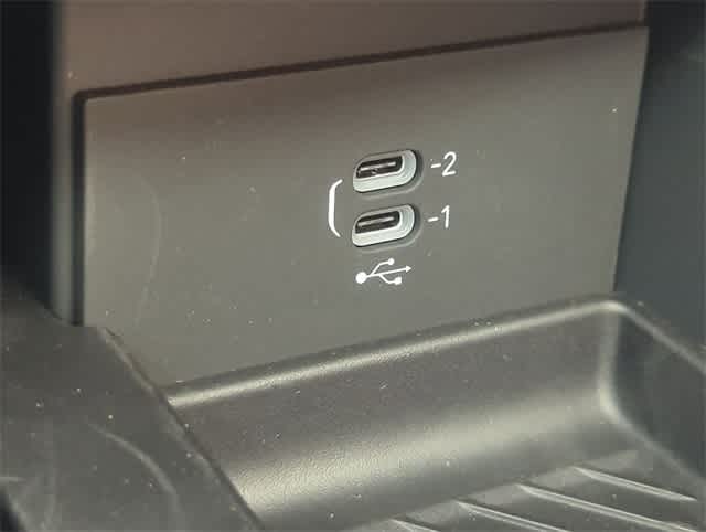 Thumbnail: 2026 Chrysler Pacifica - 34