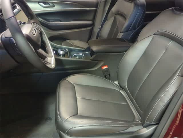 Thumbnail: 2025 Jeep Grand Cherokee - 14