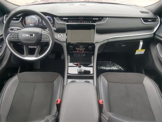 Thumbnail: 2025 Jeep Grand Cherokee - 15