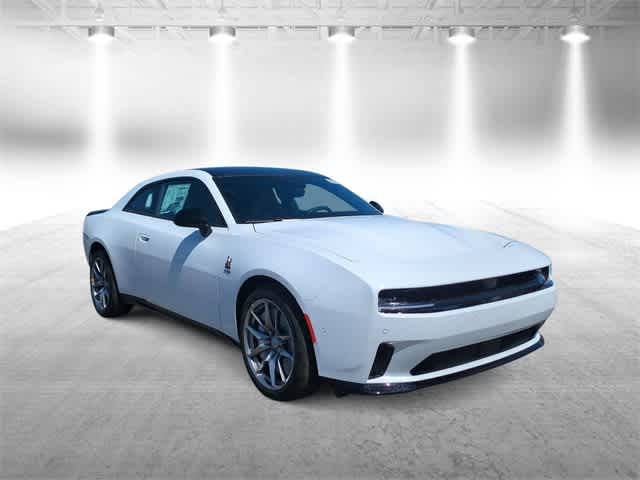 2025 Dodge Charger Daytona Scat Pack photo 2