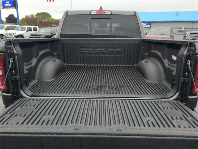 Thumbnail: 2025 RAM 1500 - 32