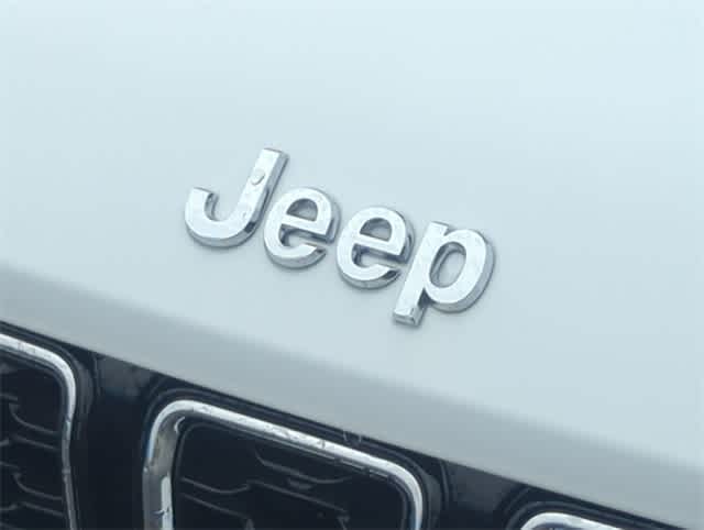 Thumbnail: 2023 Jeep Grand Cherokee L - 12