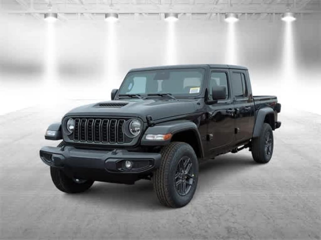 New 2026 Jeep Gladiator Sport S Pickup