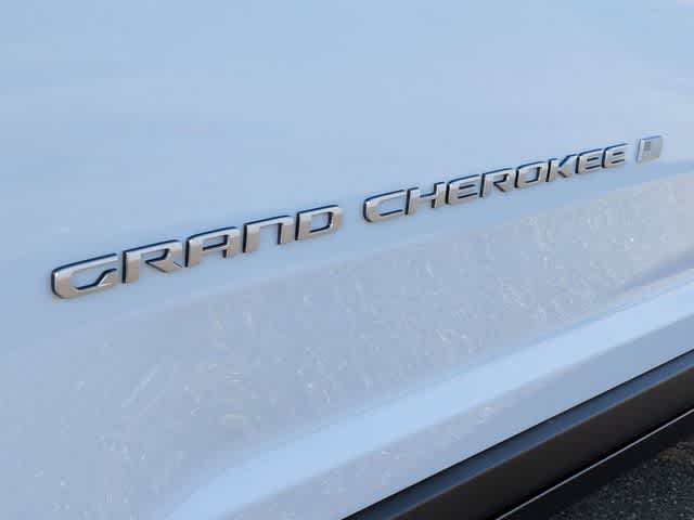 Thumbnail: 2025 Jeep Grand Cherokee - 12