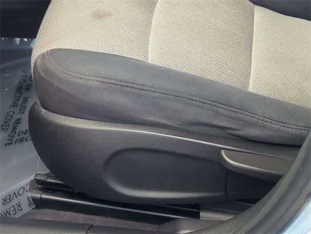 Thumbnail: 2012 Chevrolet Cruze - 17