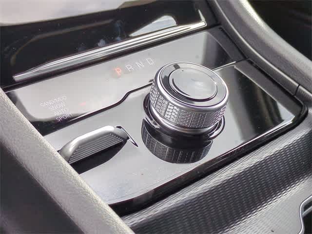 Thumbnail: 2025 Jeep Grand Cherokee - 34