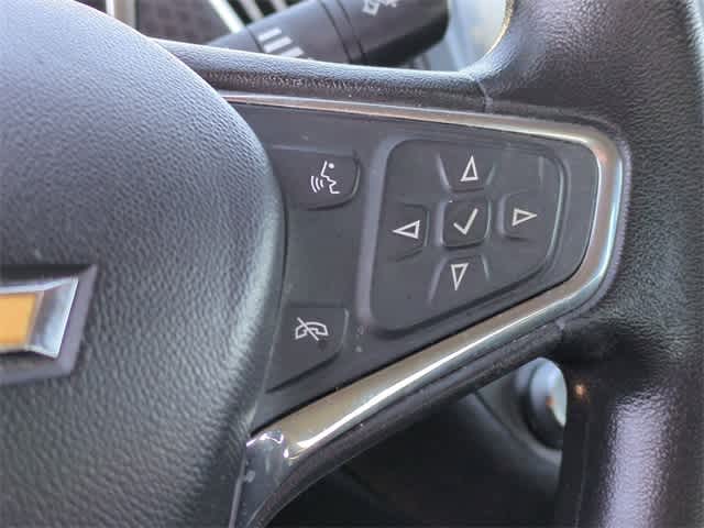Thumbnail: 2016 Chevrolet Malibu - 24