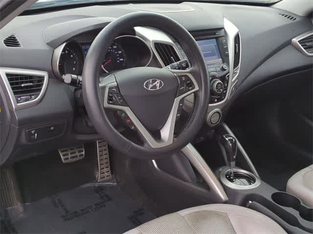 2012 Hyundai Veloster N 10