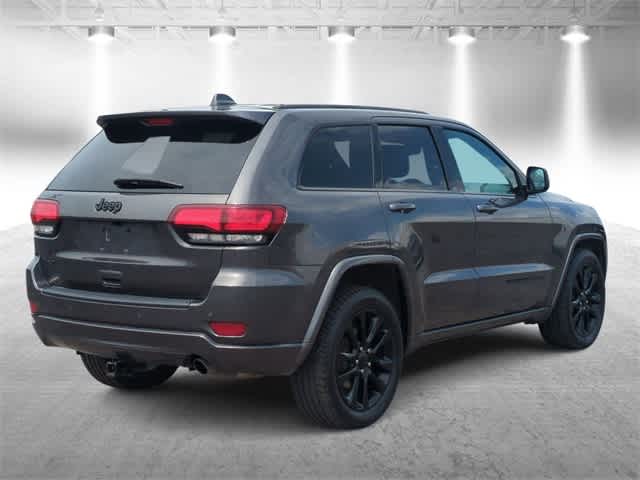 Thumbnail: 2019 Jeep Grand Cherokee - 8