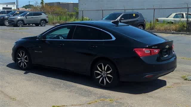 Thumbnail: 2018 Chevrolet Malibu - 6