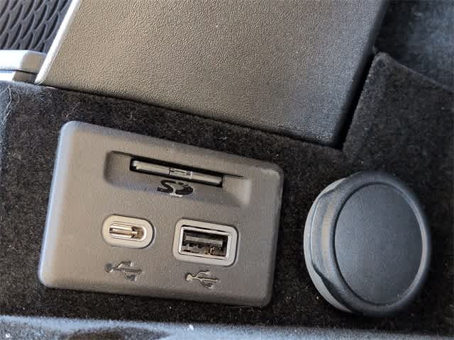 Thumbnail: 2023 Cadillac CT4 - 32