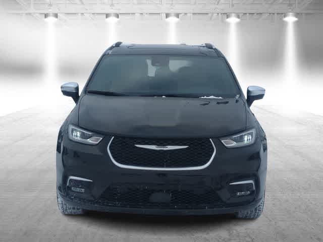 Thumbnail: 2026 Chrysler Pacifica - 3