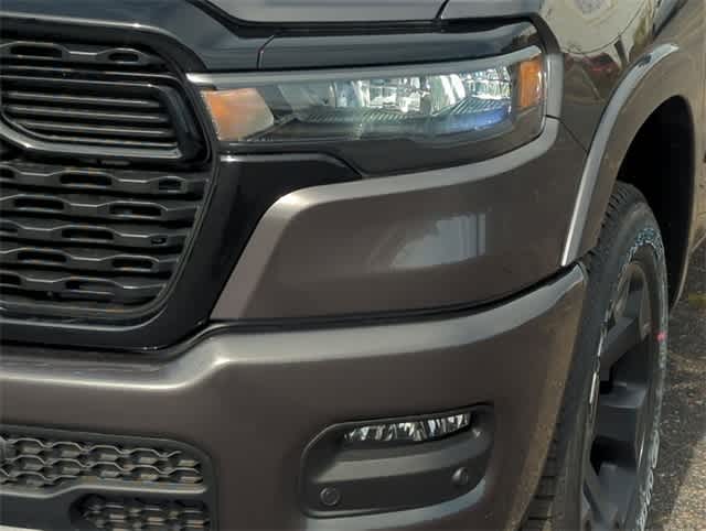 Thumbnail: 2025 RAM 1500 - 3