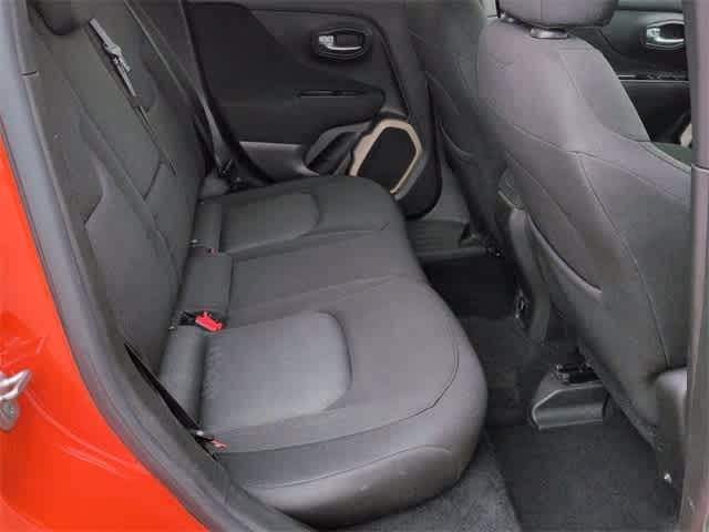 Thumbnail: 2017 Jeep Renegade - 26