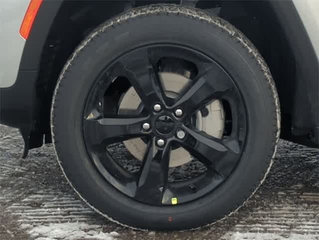 Thumbnail: 2025 Jeep Grand Cherokee - 14