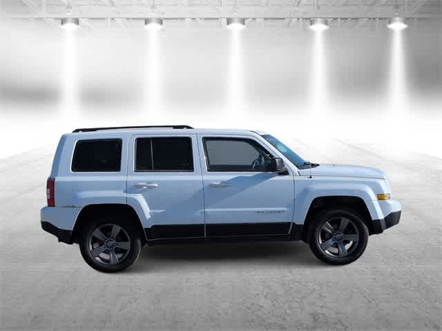 Thumbnail: 2015 Jeep Patriot - 9