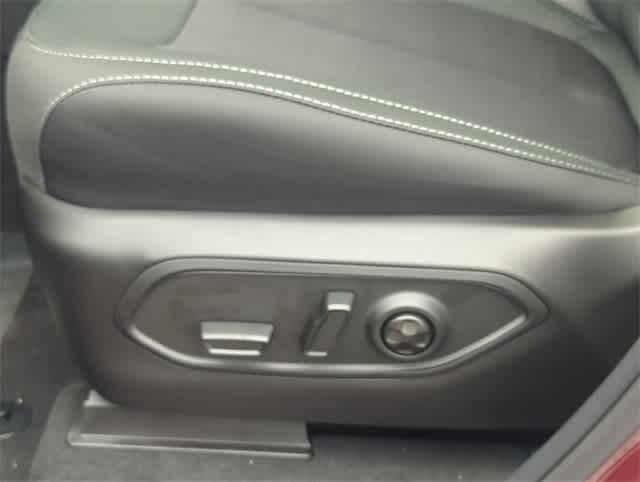 Thumbnail: 2025 Jeep Grand Cherokee - 17