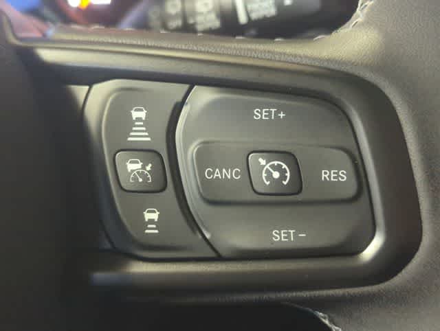 Thumbnail: 2026 Jeep Wrangler - 24