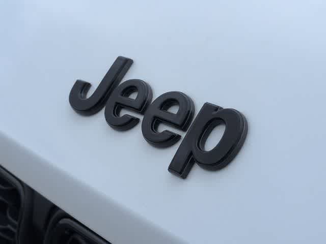 Thumbnail: 2024 Jeep Grand Cherokee - 12