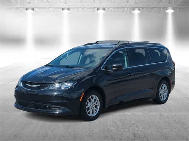 Thumbnail: 2021 Chrysler Voyager - 2