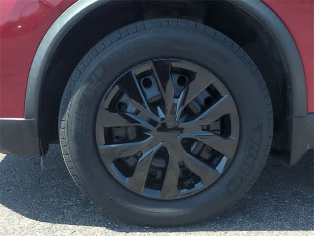 Thumbnail: 2017 Nissan Rogue - 13