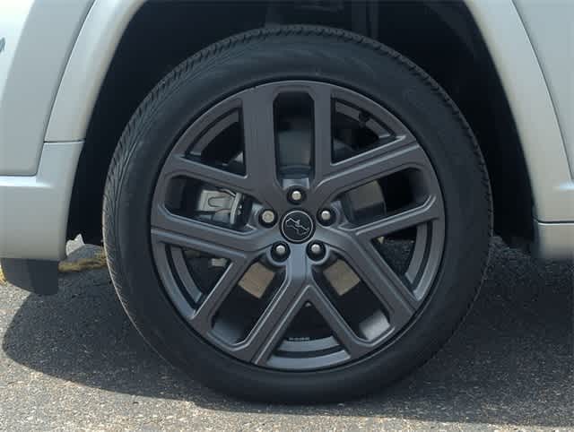 Thumbnail: 2025 Jeep Compass - 14