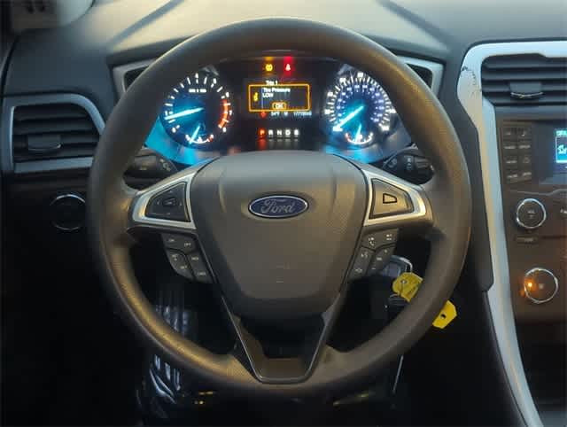 Thumbnail: 2014 Ford Fusion - 22