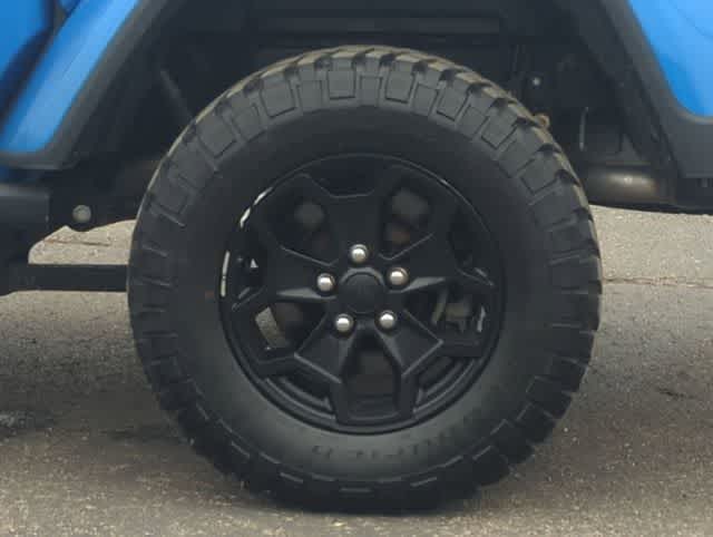 Thumbnail: 2022 Jeep Gladiator - 14