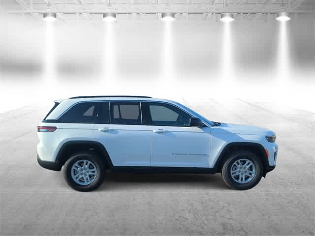 Thumbnail: 2025 Jeep Grand Cherokee - 9