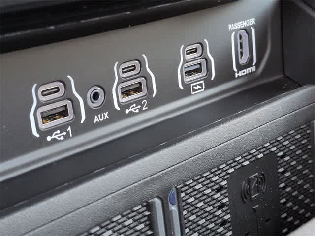 Thumbnail: 2026 RAM 1500 - 33