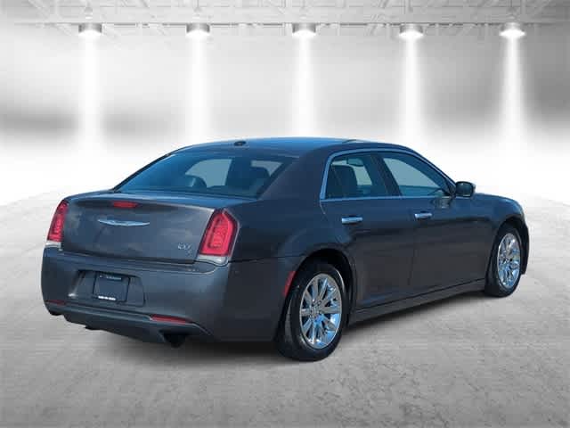 Thumbnail: 2013 Chrysler 300 - 8
